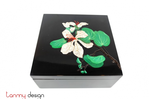 Black square lacquer box hand painted with Ban flower
